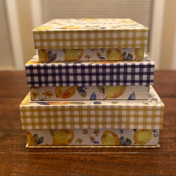 Farmhouse Blue & Yellow Lemon Storage Nesting Box - Picture 2 of 16